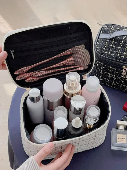 Trousse cosmétique à grande capacité avec style rayé